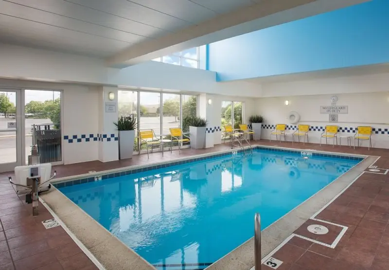 Fairfield Inn & Suites Chicago Midway Airport Fairfield Inn & Suites Chicago Midway Airport