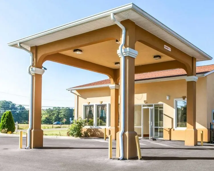 Quality Inn & Suites Quality Inn & Suites