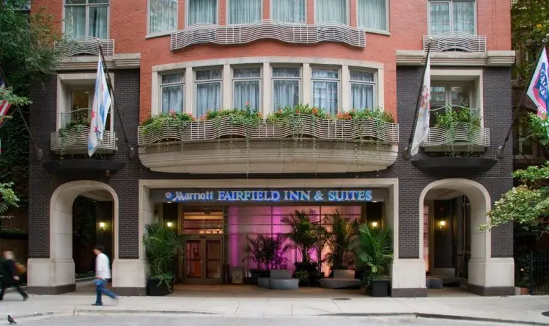 Fairfield Inn & Suites Chicago Downtown/Magnificent Mile Fairfield Inn & Suites Chicago Downtown/Magnificent Mile