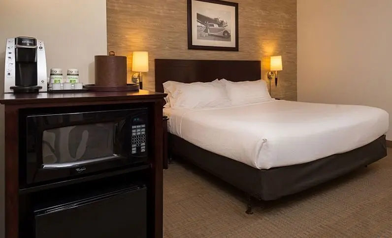 Holiday Inn and Suites Chicago O'Hare Rosemont Hotel Holiday Inn and Suites Chicago O'Hare Rosemont Hotel