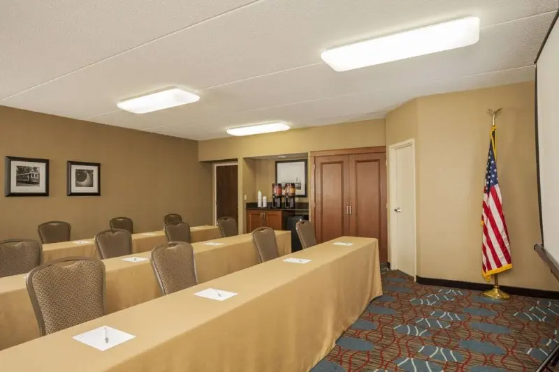 Hampton Inn Chicago-O'Hare International Airport Hampton Inn Chicago-O'Hare International Airport