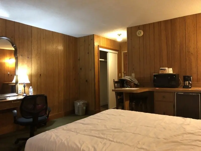 Brookside Lodge Brookside Lodge