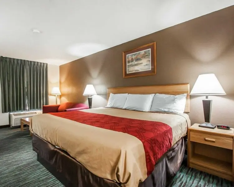 Econo Lodge Inn & Suites Econo Lodge Inn & Suites