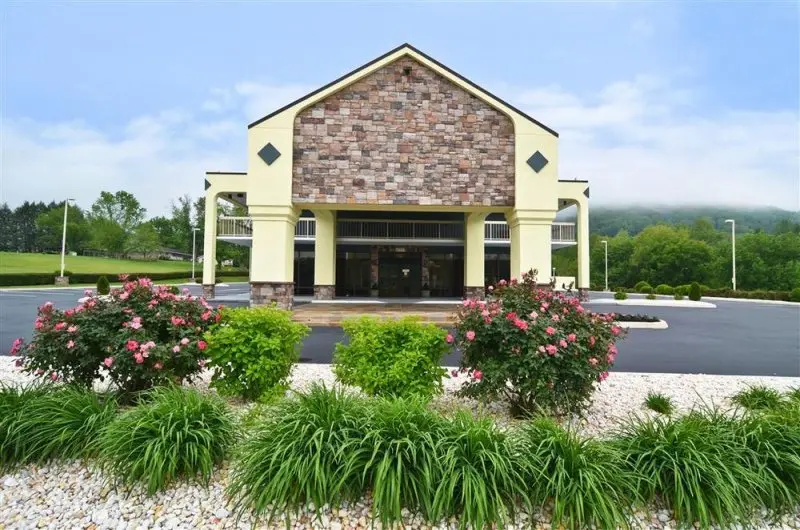 Best Western Cades Cove Inn Best Western Cades Cove Inn