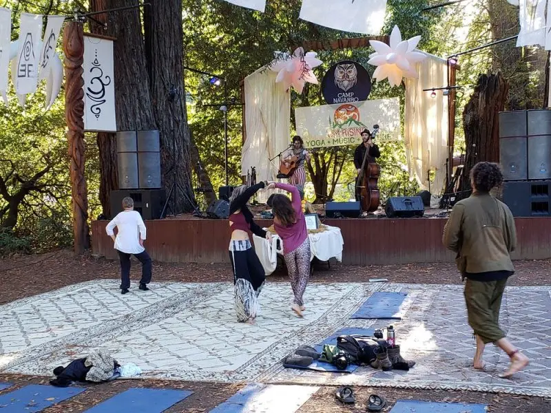 Om Rising Om Rising