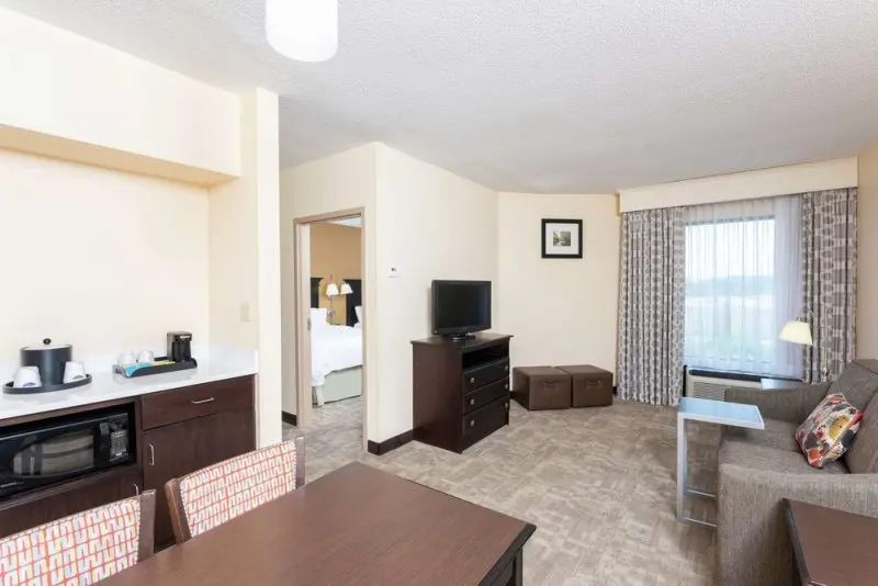 Hampton Inn & Suites Cleveland-Airport/Middleburg Heights Hampton Inn & Suites Cleveland-Airport/Middleburg Heights
