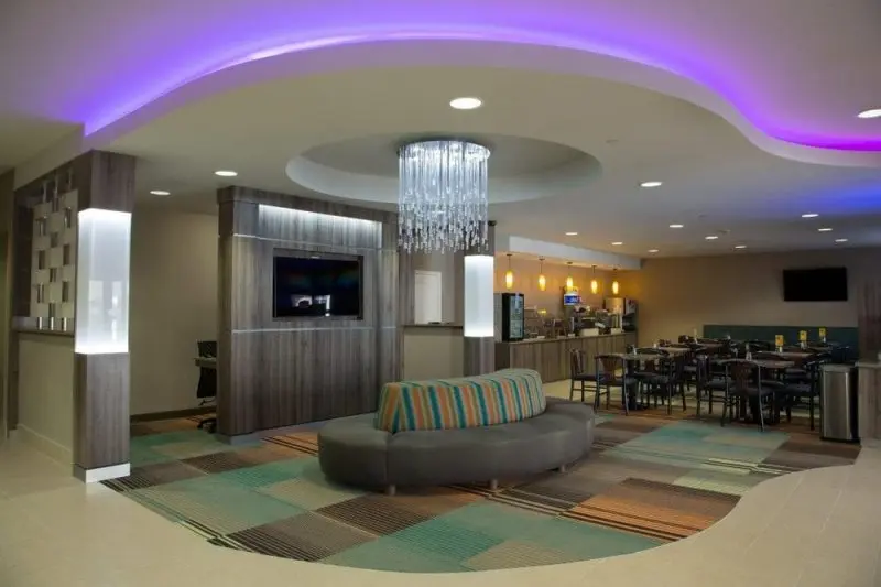 Holiday Inn Express & Suites DFW Airport - Grapevine Holiday Inn Express & Suites DFW Airport - Grapevine