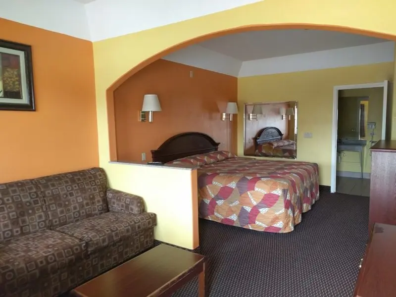 Regency Inn & Suites Regency Inn & Suites
