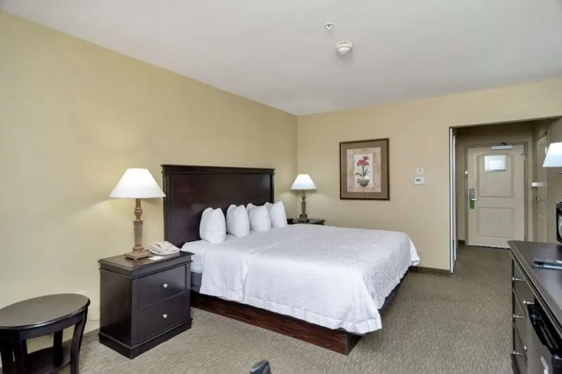 Hampton Inn & Suites Dallas-DFW ARPT W-SH 183 Hurst Hampton Inn & Suites Dallas-DFW ARPT W-SH 183 Hurst