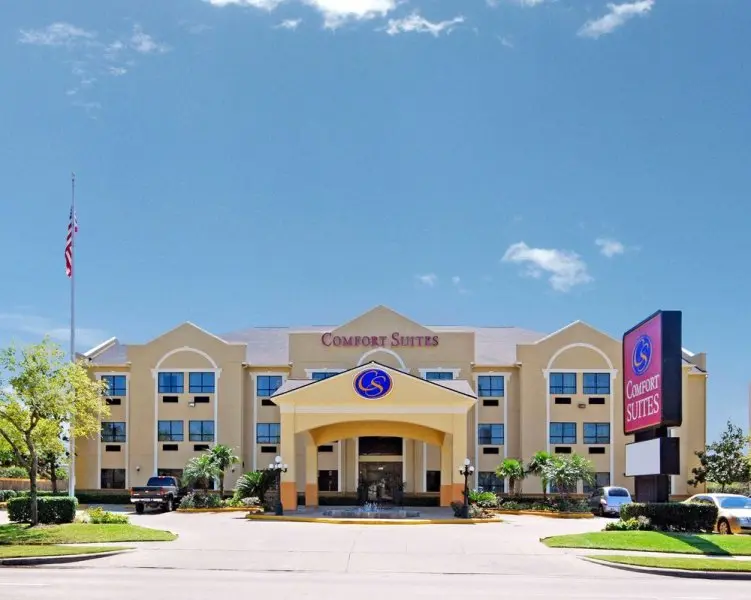 Comfort Suites - Near the Galleria Comfort Suites - Near the Galleria