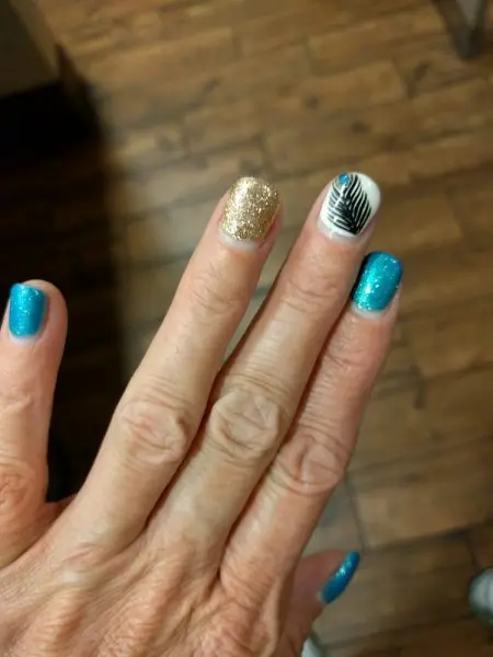T Nails T Nails