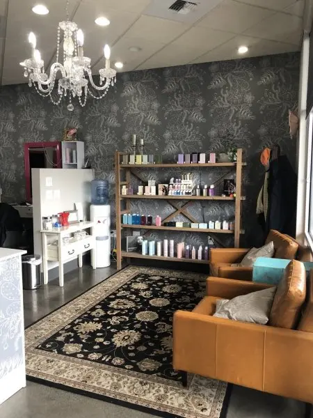 Salon Avalon