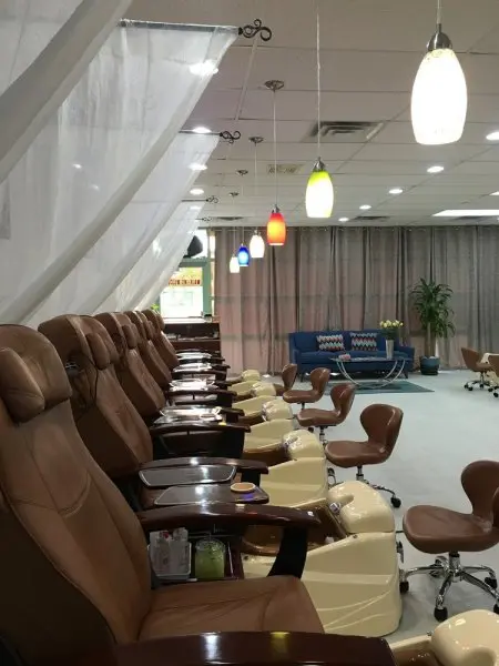 Omaha Nails & Spa