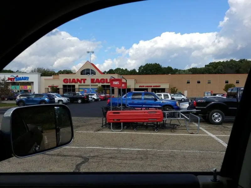 Giant Eagle Giant Eagle