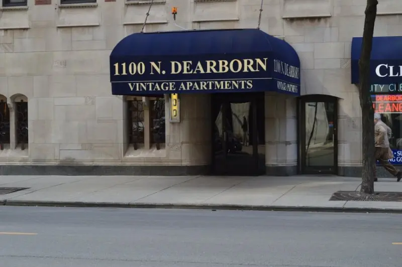 1100 N Dearborn Apartments