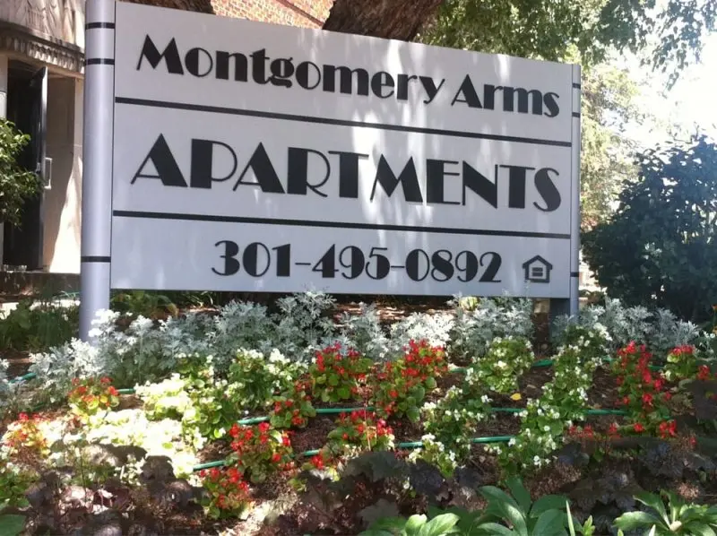 Montgomery Arms Apartments Montgomery Arms Apartments