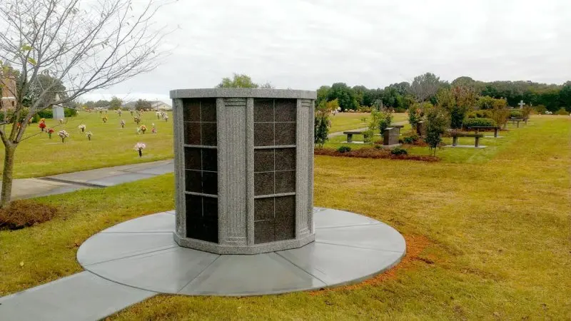 Lakeland Memorial Park