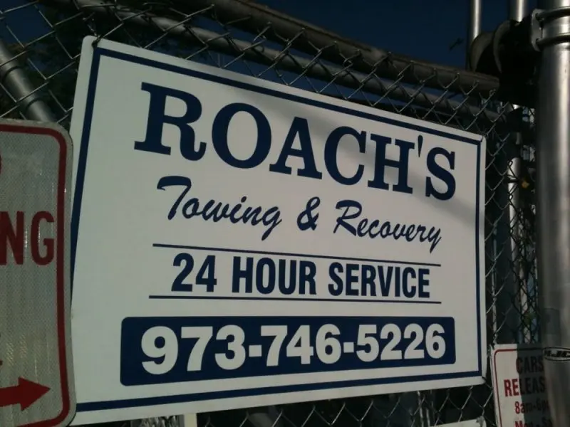 Roach's Towing Service Roach's Towing Service