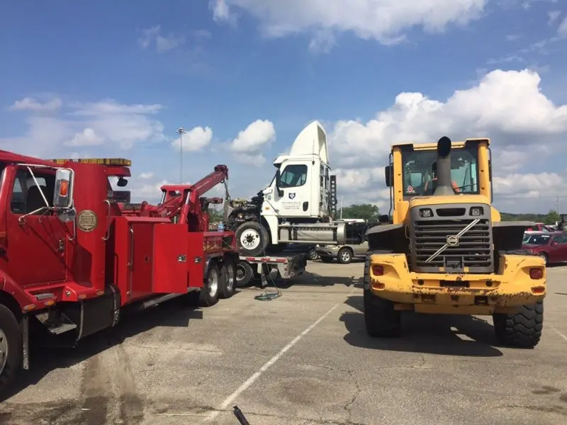 Hollis Towing Hollis Towing