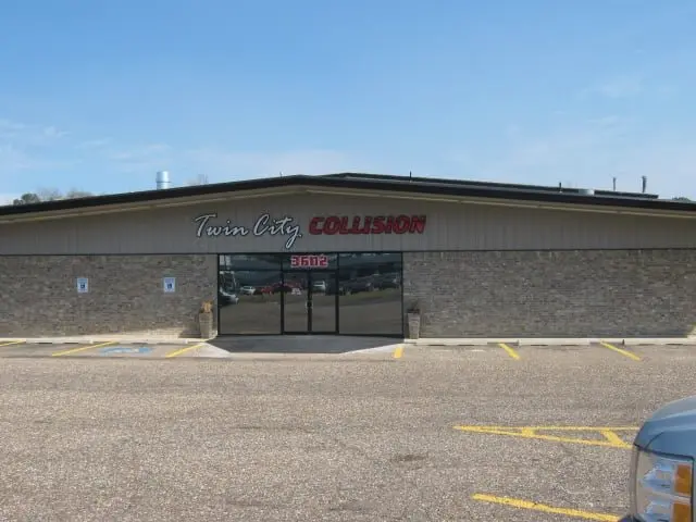 Twin City Collision Twin City Collision