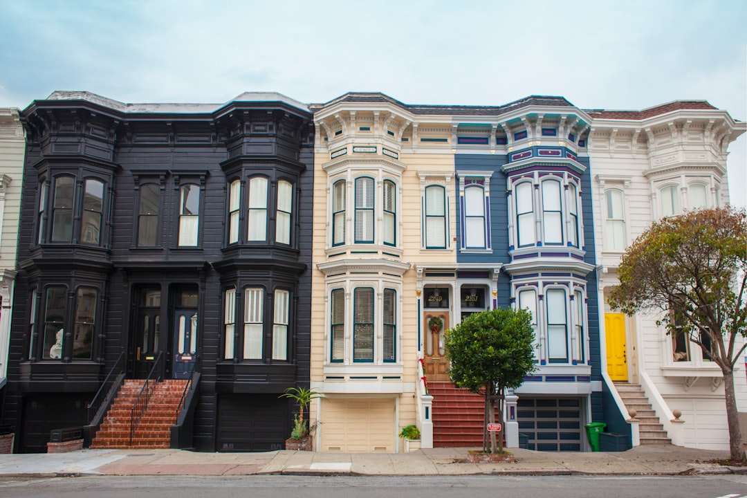 charlottesville va real estate agents  