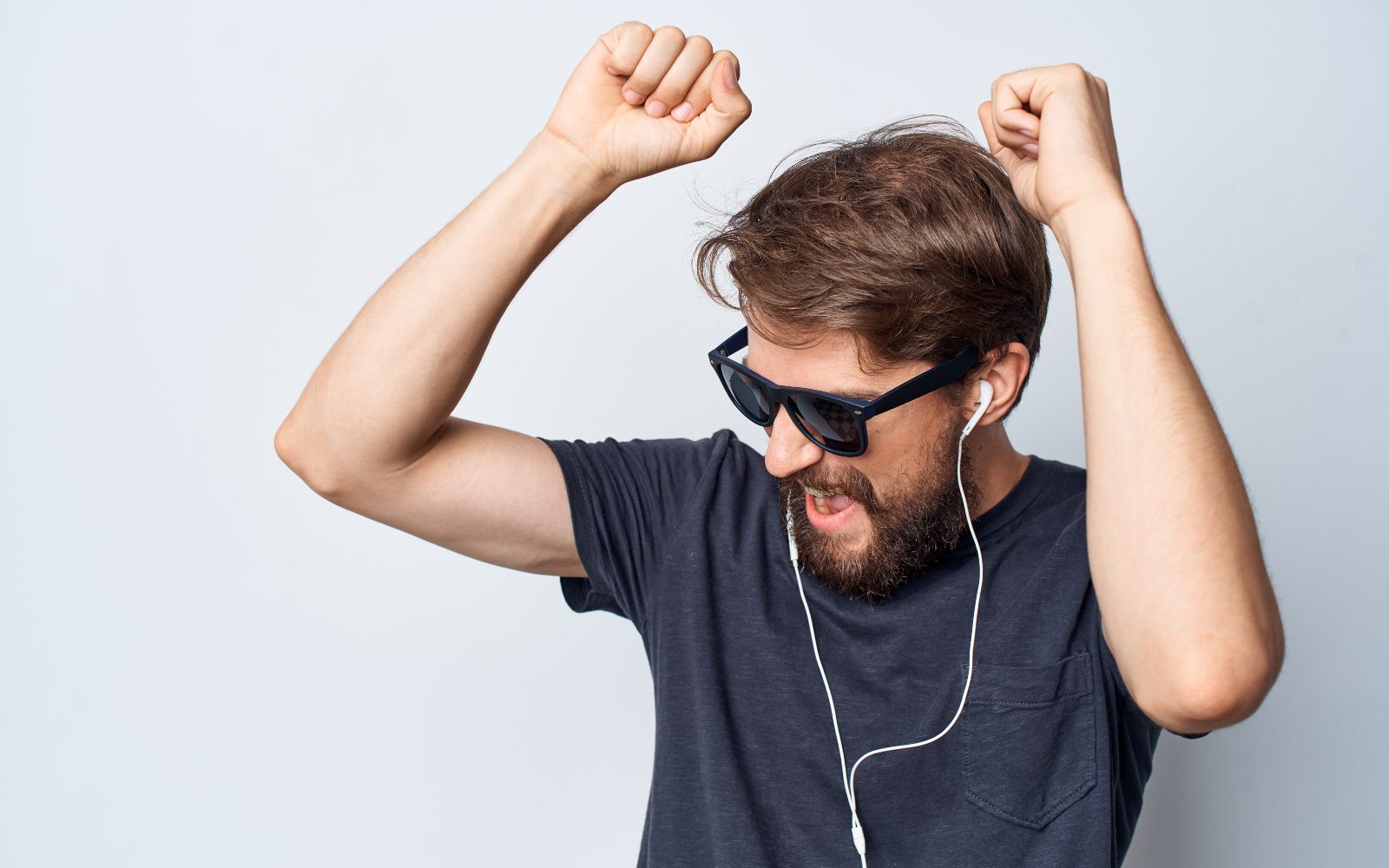 How does Aiode combine art and technology?