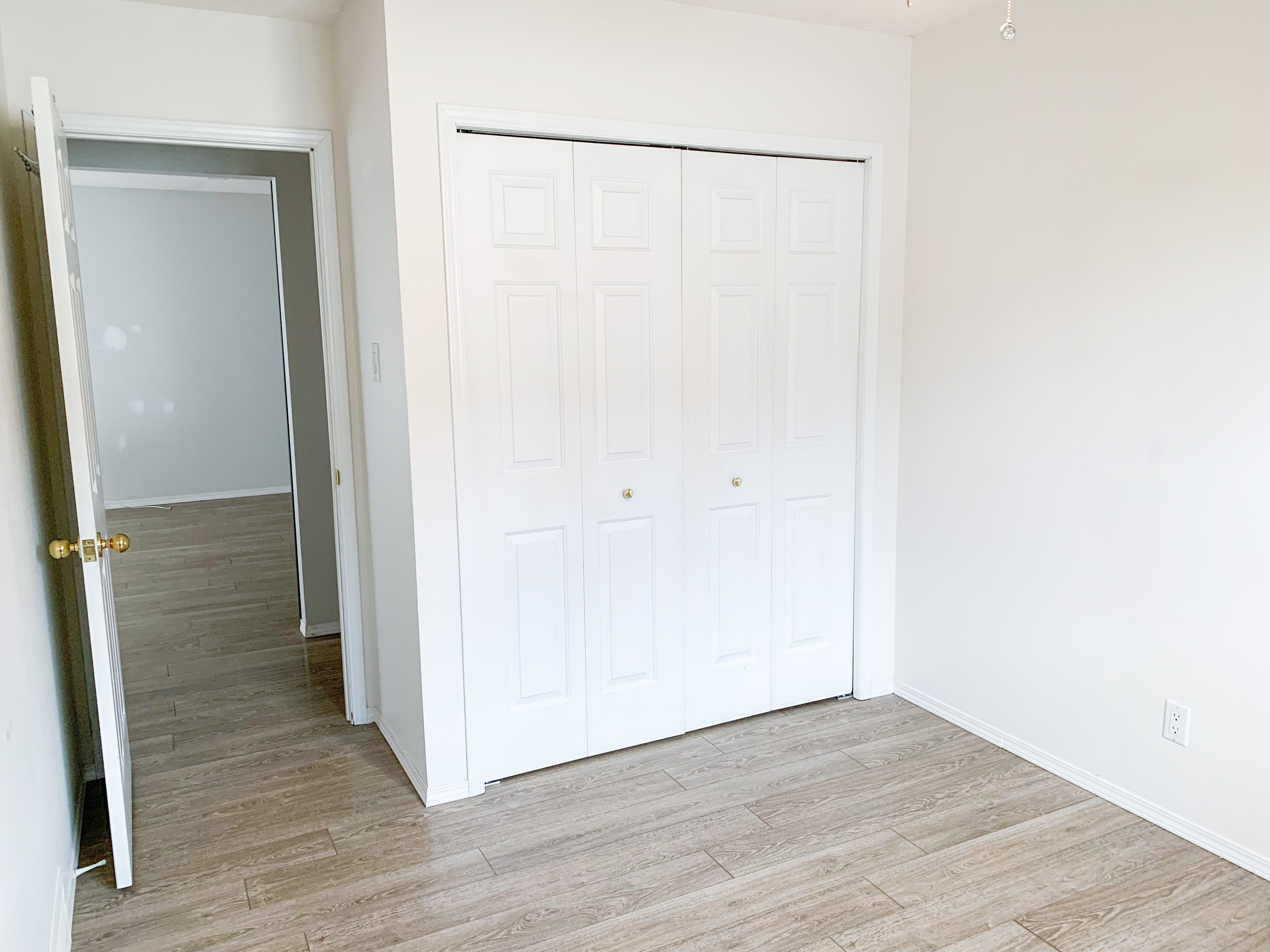 Main floor bedrooms