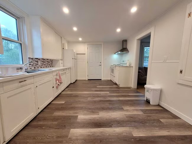 62 Ontario St, Thunder Bay, ON P7B 3J2, Canada