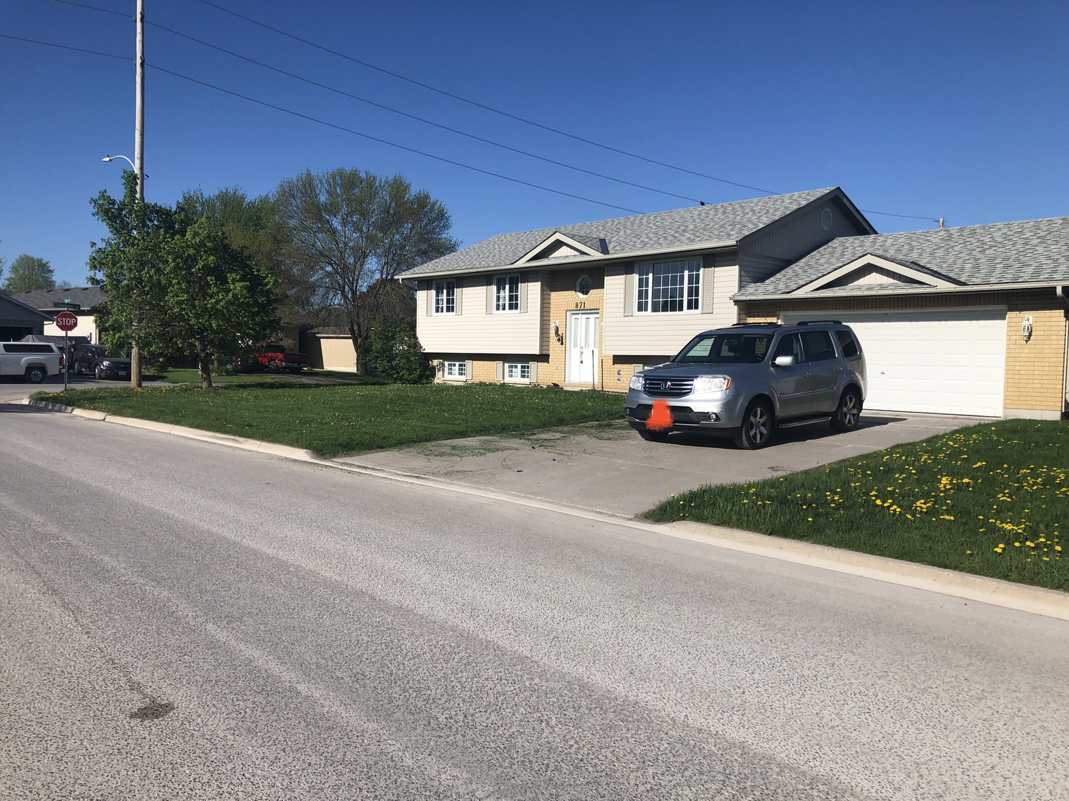 871 Chapel Rd, Peterborough, ON K9H 7N6, Canada