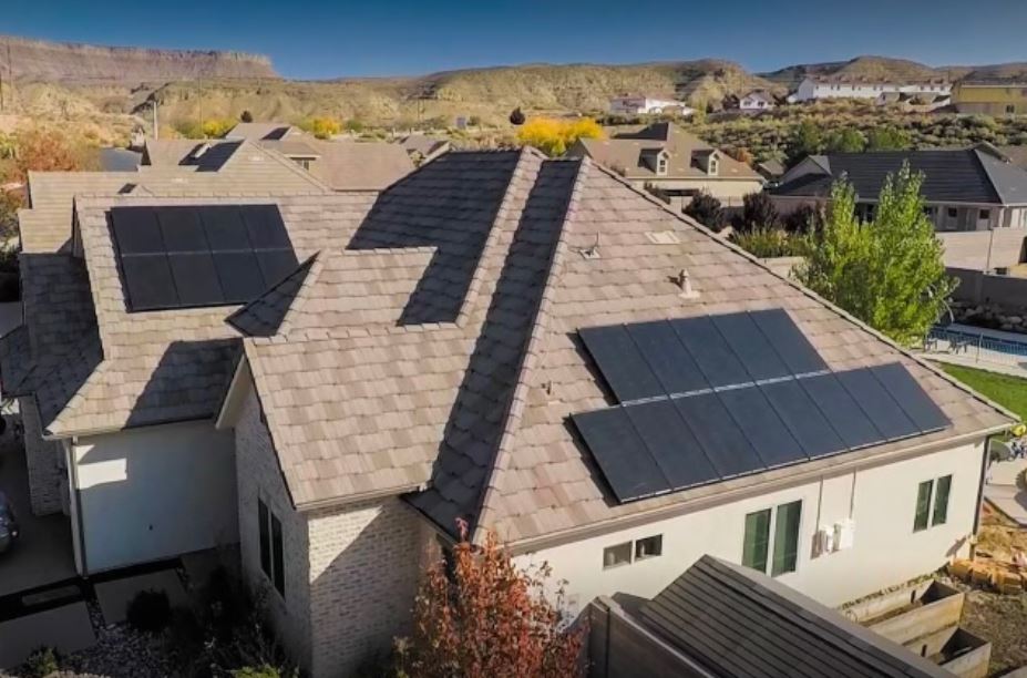 Which Future Power Lines Rooftop Solar in Denver?