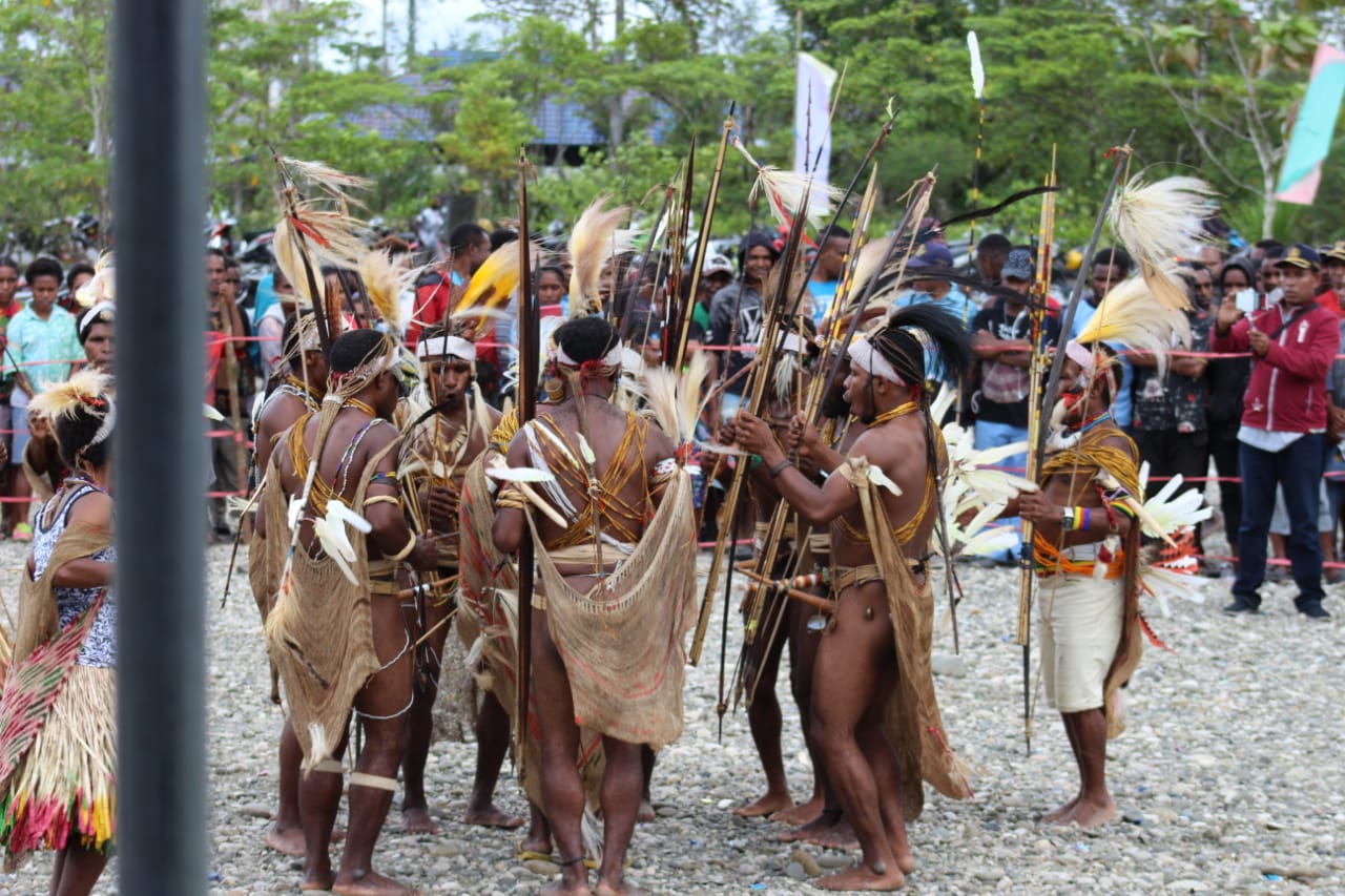 Dinas Pariwisata Gelar Festival Budaya di Dekai – Suara Papua
