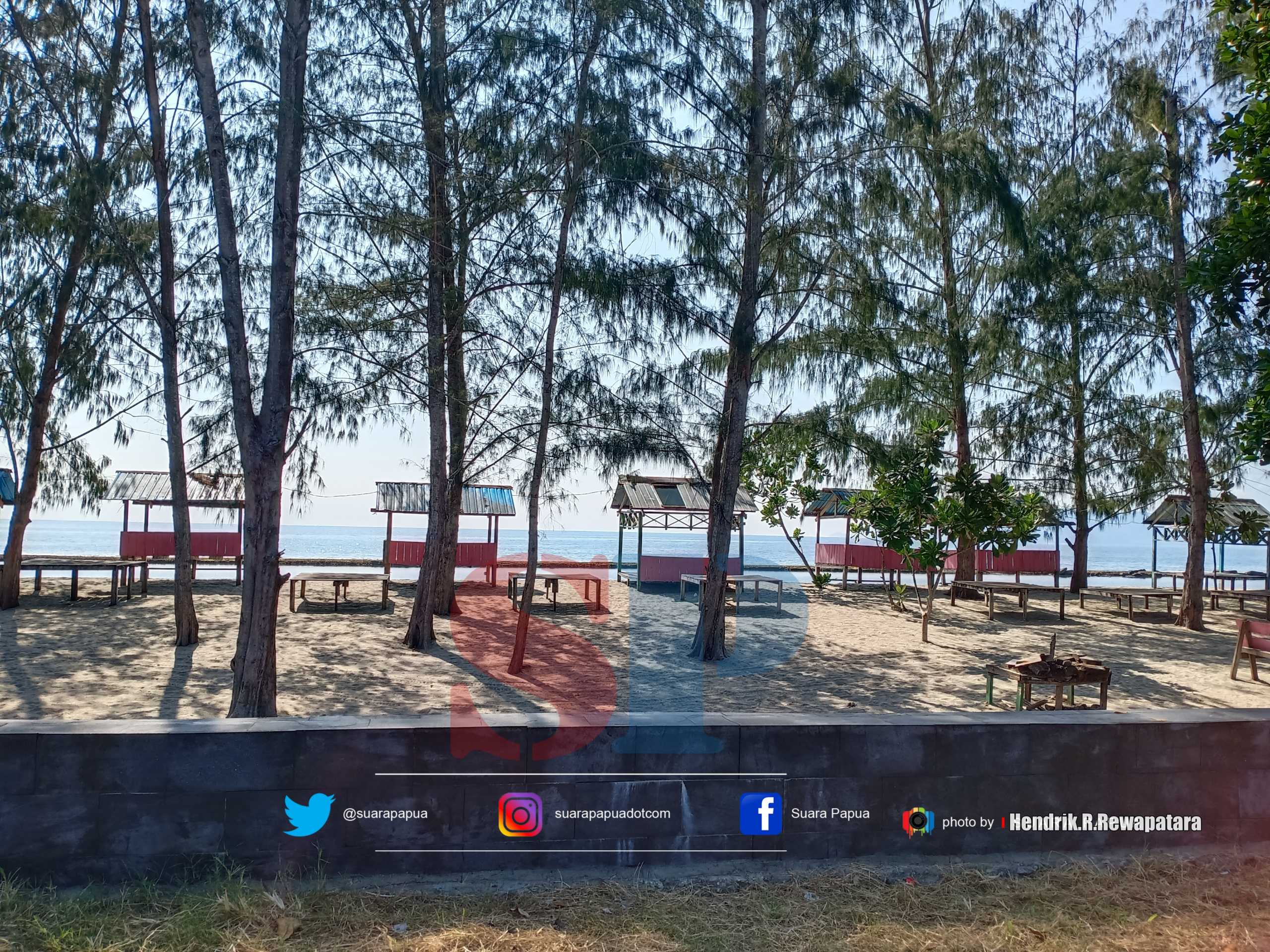 FOTO: Pantai Hamadi, Kota Jayapura | Suara Papua