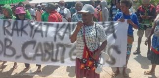 aksi penolakan DOB di Kabupaten Kaimana, Papua Barat